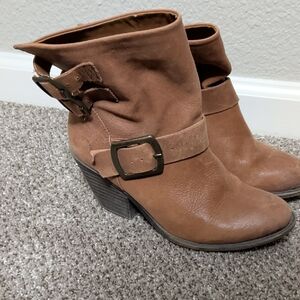 Lucky Brand Tan Ankle Boots with Buckle